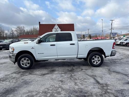 2023 RAM 2500 Big Horn Crew Cab 4x4 6'4' Box