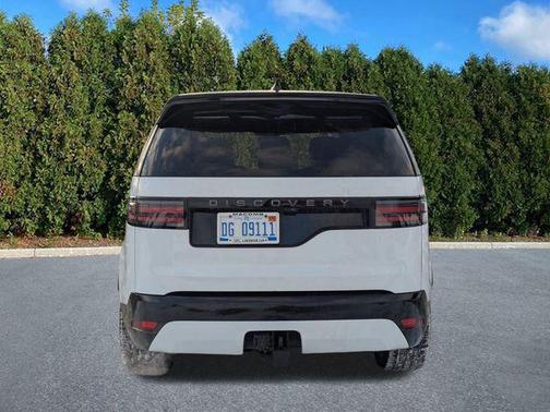 2025 Land Rover Discovery P360 Dynamic SE