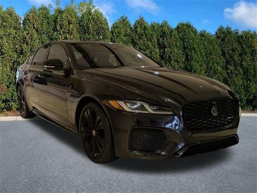 2021 Jaguar XF R-Dynamic SE P300 AWD Automatic