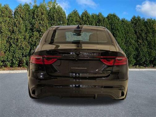 2021 Jaguar XF R-Dynamic SE P300 AWD Automatic