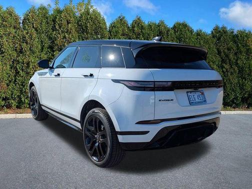 2026 Land Rover Range Rover Evoque Dynamic SE