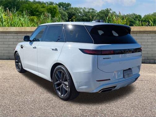 2025 Land Rover Range Rover Sport SE