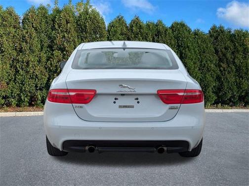2017 Jaguar XE 35t Prestige