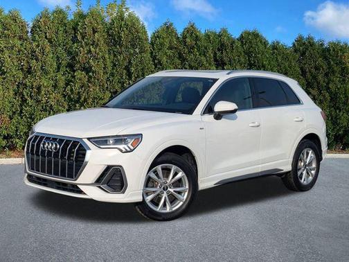 2023 Audi Q3 Premium 45 TFSI S line quattro Tiptronic