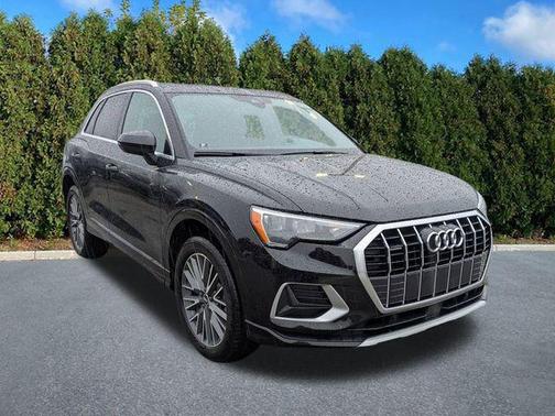 2022 Audi Q3 40 Premium