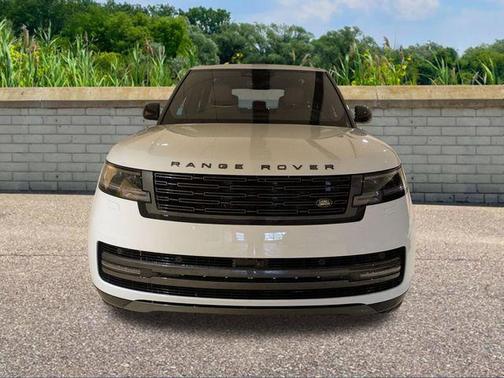 2026 Land Rover Range Rover P400 SE