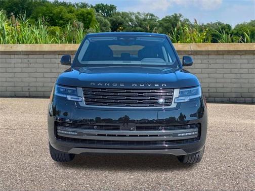 2025 Land Rover Range Rover P400 SE