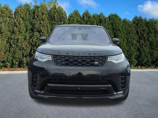 Santorini Black Metallic 2023 Land Rover Discovery P360 HSE R-Dynamic