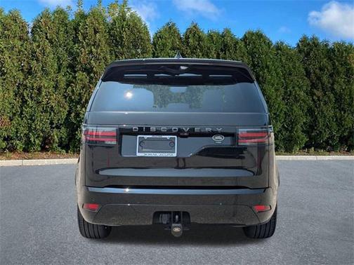 Santorini Black Metallic 2023 Land Rover Discovery P360 HSE R-Dynamic