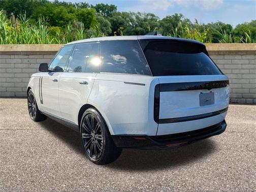2026 Land Rover Range Rover P400 SE