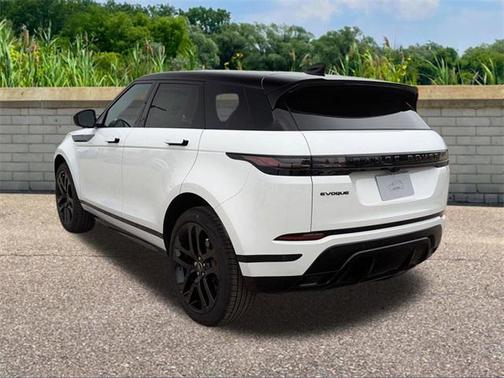 2026 Land Rover Range Rover Evoque Dynamic SE