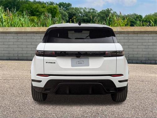 2026 Land Rover Range Rover Evoque Dynamic SE