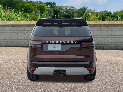 2026 Land Rover Discovery Gemini Edition