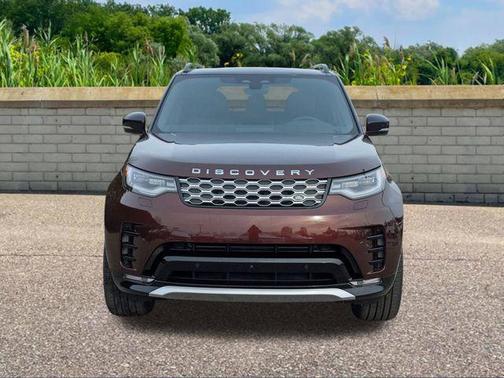 2026 Land Rover Discovery Gemini Edition
