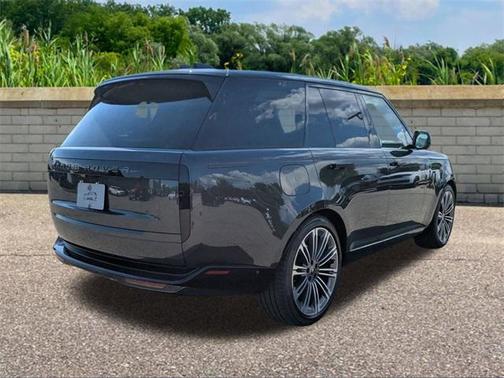 2025 Land Rover Range Rover P400 SE