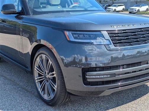 2025 Land Rover Range Rover P400 SE