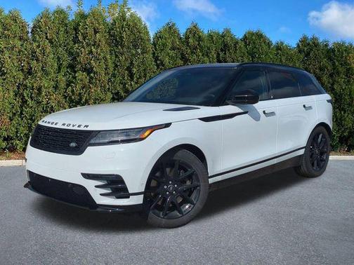 Fuji White 2026 Land Rover Range Rover Velar P250 SE R-Dynamic