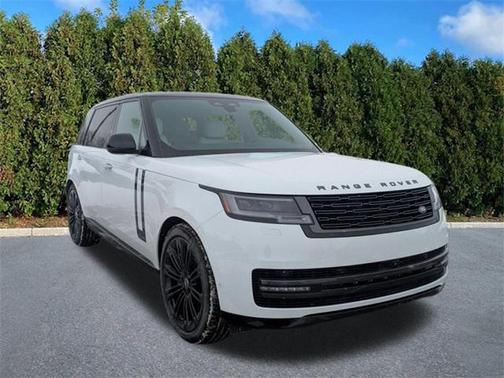 2025 Land Rover Range Rover P530 SE 7 Seat