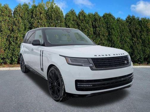2025 Land Rover Range Rover P530 SE 7 Seat