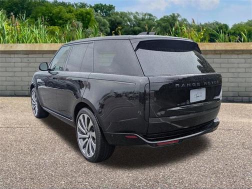 2025 Land Rover Range Rover P400 SE