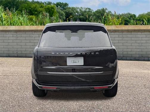 2025 Land Rover Range Rover P400 SE