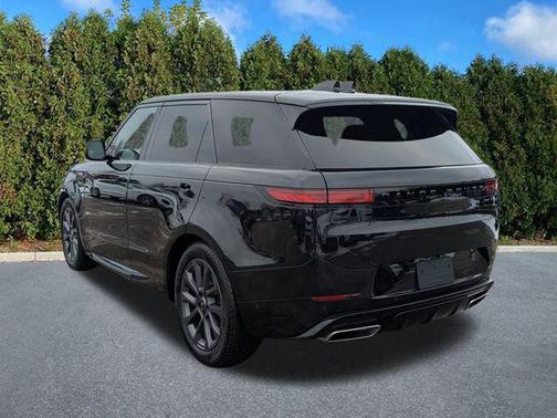 2024 Land Rover Range Rover Sport SE
