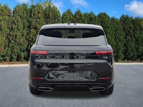 2024 Land Rover Range Rover Sport SE