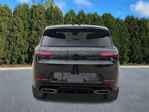 2024 Land Rover Range Rover Sport SE
