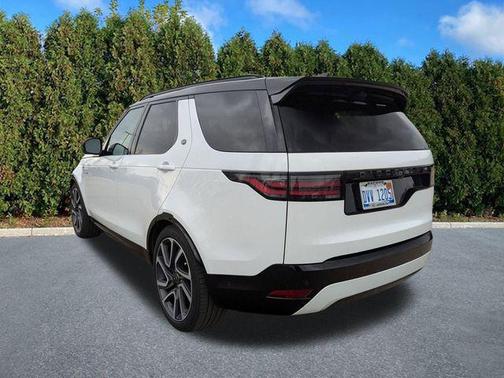 2024 Land Rover Discovery P360 Dynamic SE
