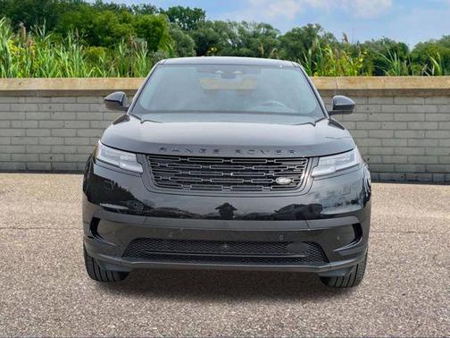 Santorini Black Metallic 2026 Land Rover Range Rover Velar P250 S