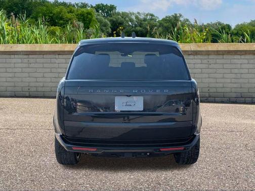 2026 Land Rover Range Rover P400 SE