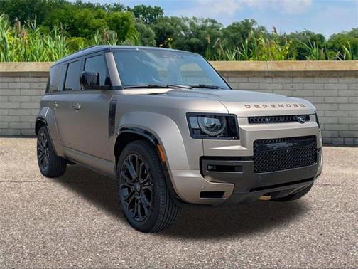 2025 Land Rover Defender 110 V8