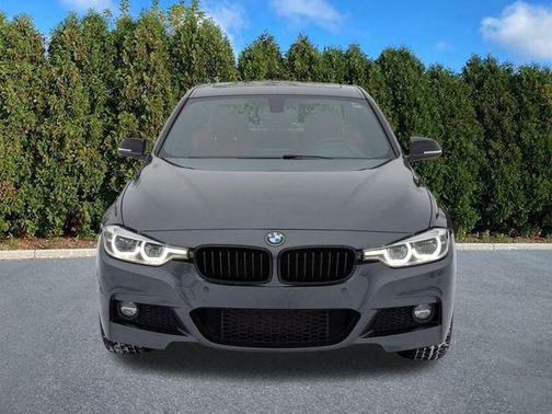 2018 BMW 330 xDrive