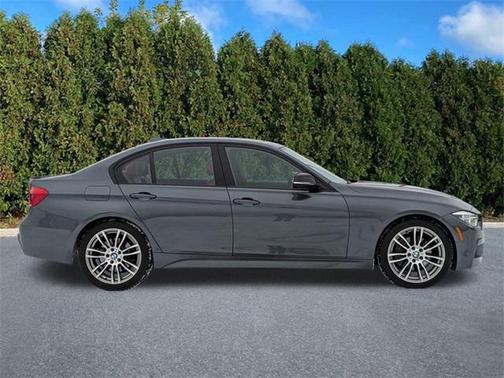 2018 BMW 330 xDrive