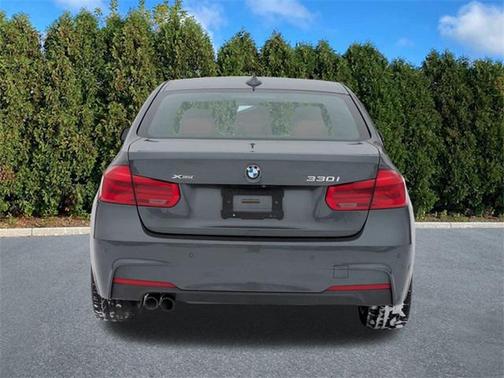 2018 BMW 330 xDrive