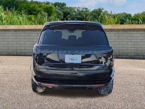 2026 Land Rover Range Rover P400 SE