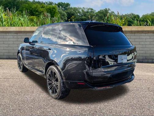 2026 Land Rover Range Rover P400 SE