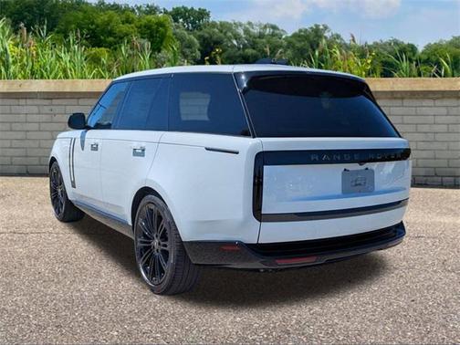 2025 Land Rover Range Rover P530 SE