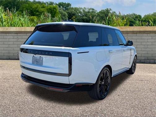 2025 Land Rover Range Rover P530 SE
