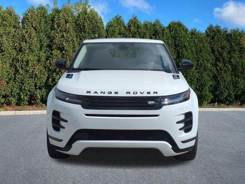 Fuji White 2024 Land Rover Range Rover Evoque Dynamic SE