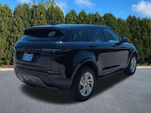 Santorini Black Metallic 2026 Land Rover Range Rover Evoque S