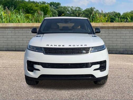 2026 Land Rover Range Rover Sport SE