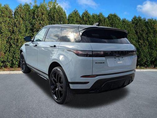 2026 Land Rover Range Rover Evoque Dynamic SE