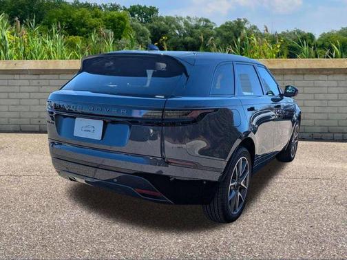 2026 Land Rover Range Rover Velar P400 Dynamic SE
