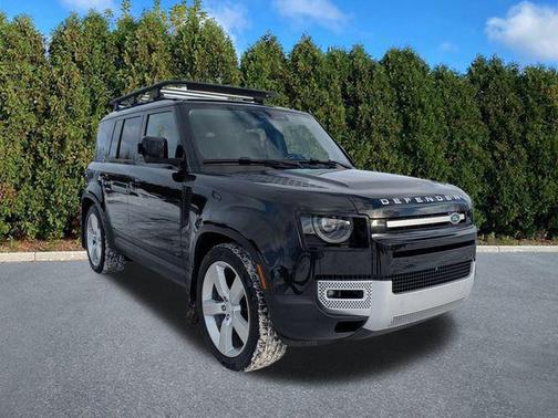 2023 Land Rover Defender 110 SE