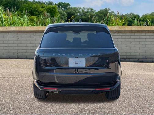 2026 Land Rover Range Rover P530 SE 7 Seat