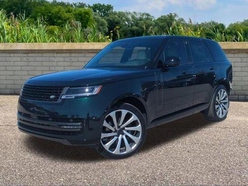 British Racing Green SV Bespoke Ultra Met Gloss 2026 Land Rover Range Rover P400 SE