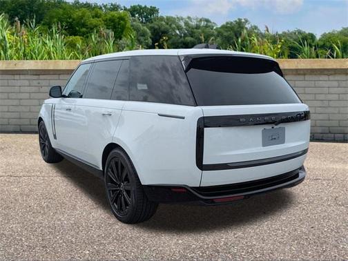 2025 Land Rover Range Rover P400 SE 7 Seat