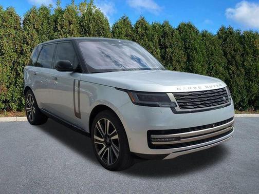 Silver 2023 Land Rover Range Rover P400 SE