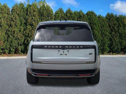 Silver 2023 Land Rover Range Rover P400 SE